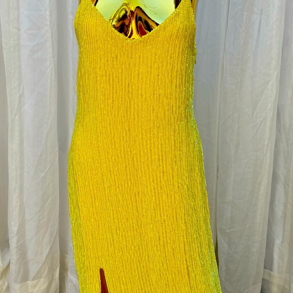 Retrofrete brand new dress with the original ticket Size M.
